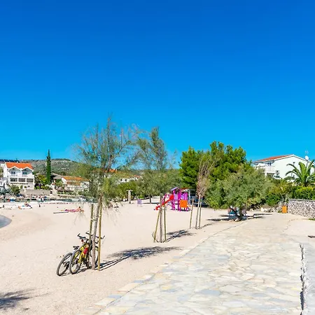 شقة Franka روغوزنيكا