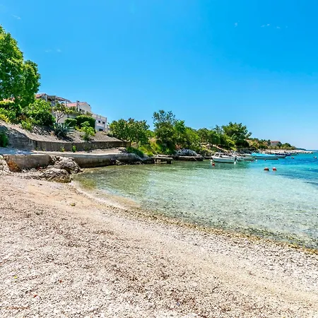 Franka Rogoznica (Sibenik-Knin)