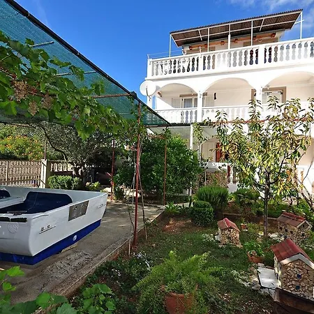 Franka * Rogoznica (Sibenik-Knin)