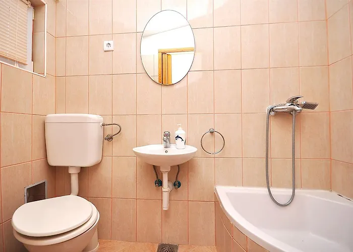 Franka * Rogoznica (Sibenik-Knin)